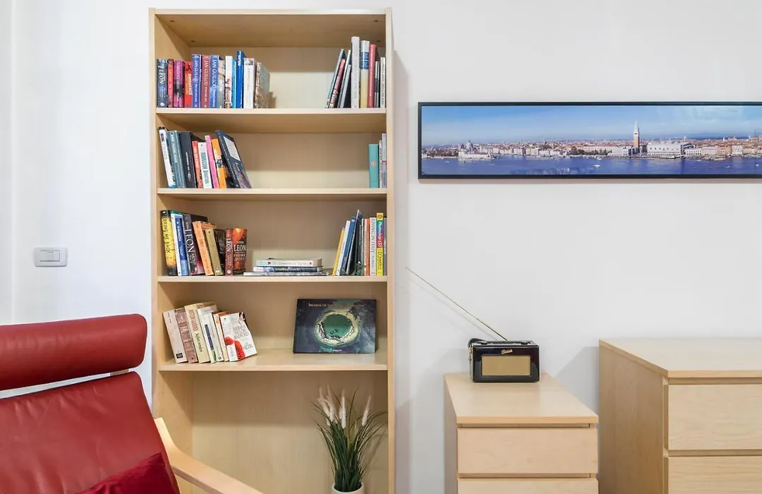Acquarello - Like At Home In Heart Of Venice-1