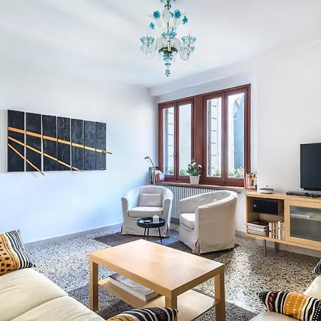 Acquarello - Like At Home In Heart Of Venice-2